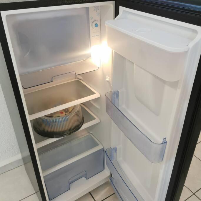 זיהואטנחו Lovely Studio Apartment With Balcony Ac & Wi-Fi, Minutes From Downtown! מראה חיצוני תמונה