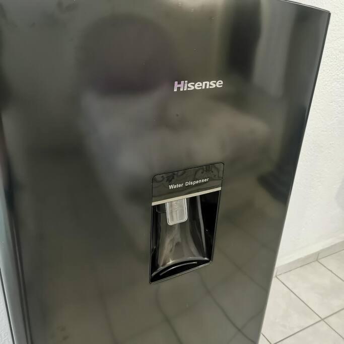 זיהואטנחו Lovely Studio Apartment With Balcony Ac & Wi-Fi, Minutes From Downtown! מראה חיצוני תמונה